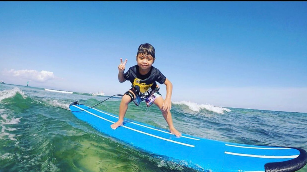 Sanur surf lesson